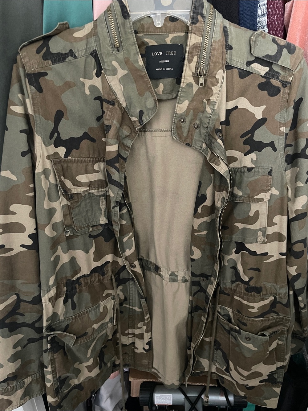 Love Tree Women’s Jacket - Green Camouflage Sinched Waist M 90s Grunge